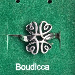 NIB Boudicca Clover Ring